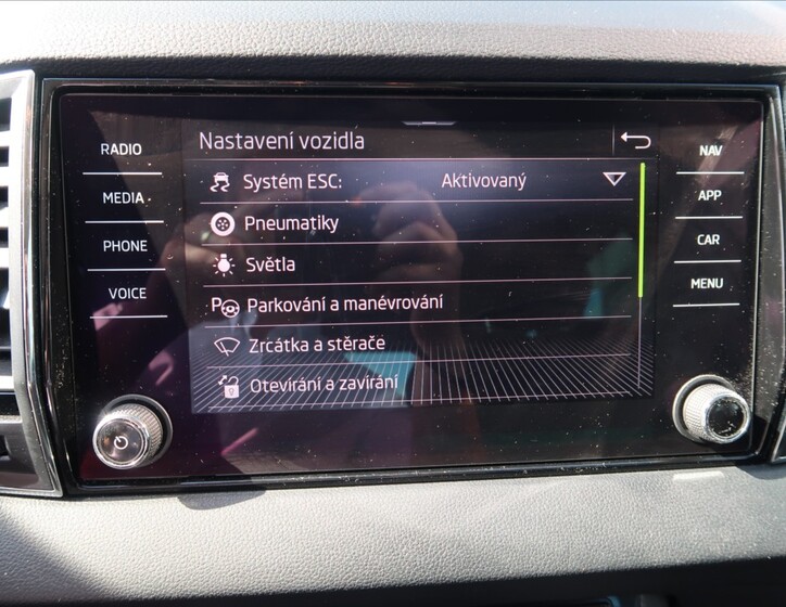 Škoda Karoq 24
