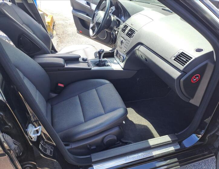 Mercedes-Benz Třídy C 8