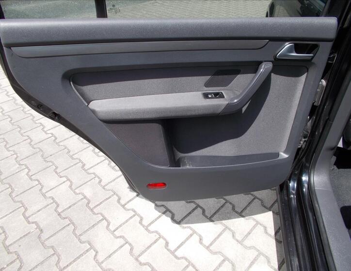 Volkswagen Touran 17