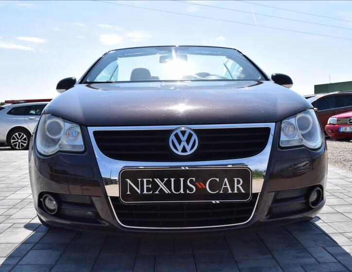 Volkswagen EOS 2