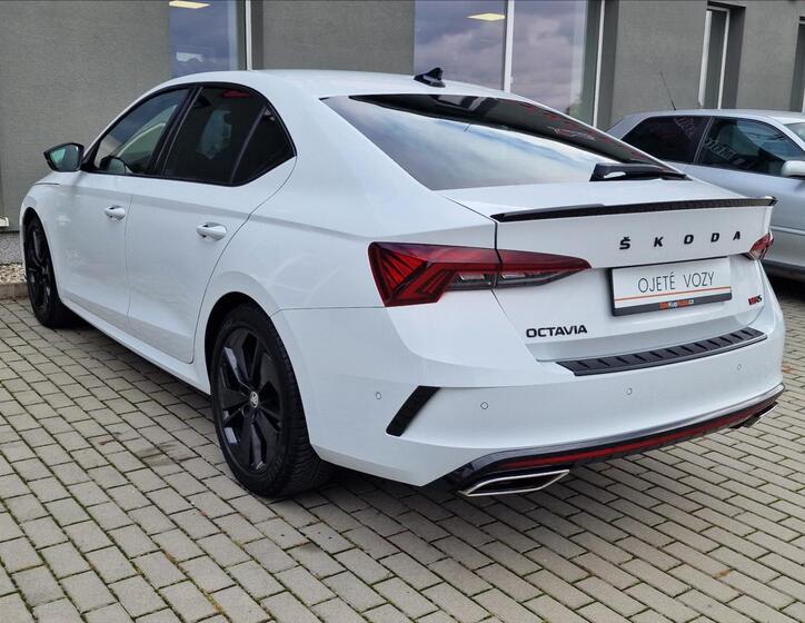 Škoda Octavia 8