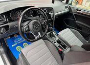 Volkswagen Golf 10