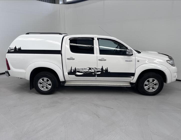 Toyota Hilux 3