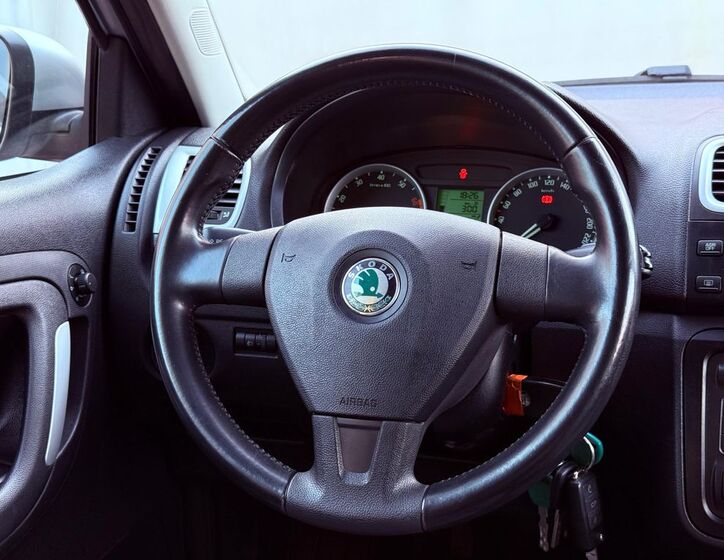 Škoda Fabia 16