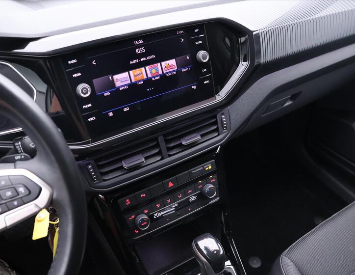Volkswagen T-Cross 25
