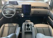 Hyundai Staria 22