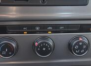 Volkswagen Golf 39