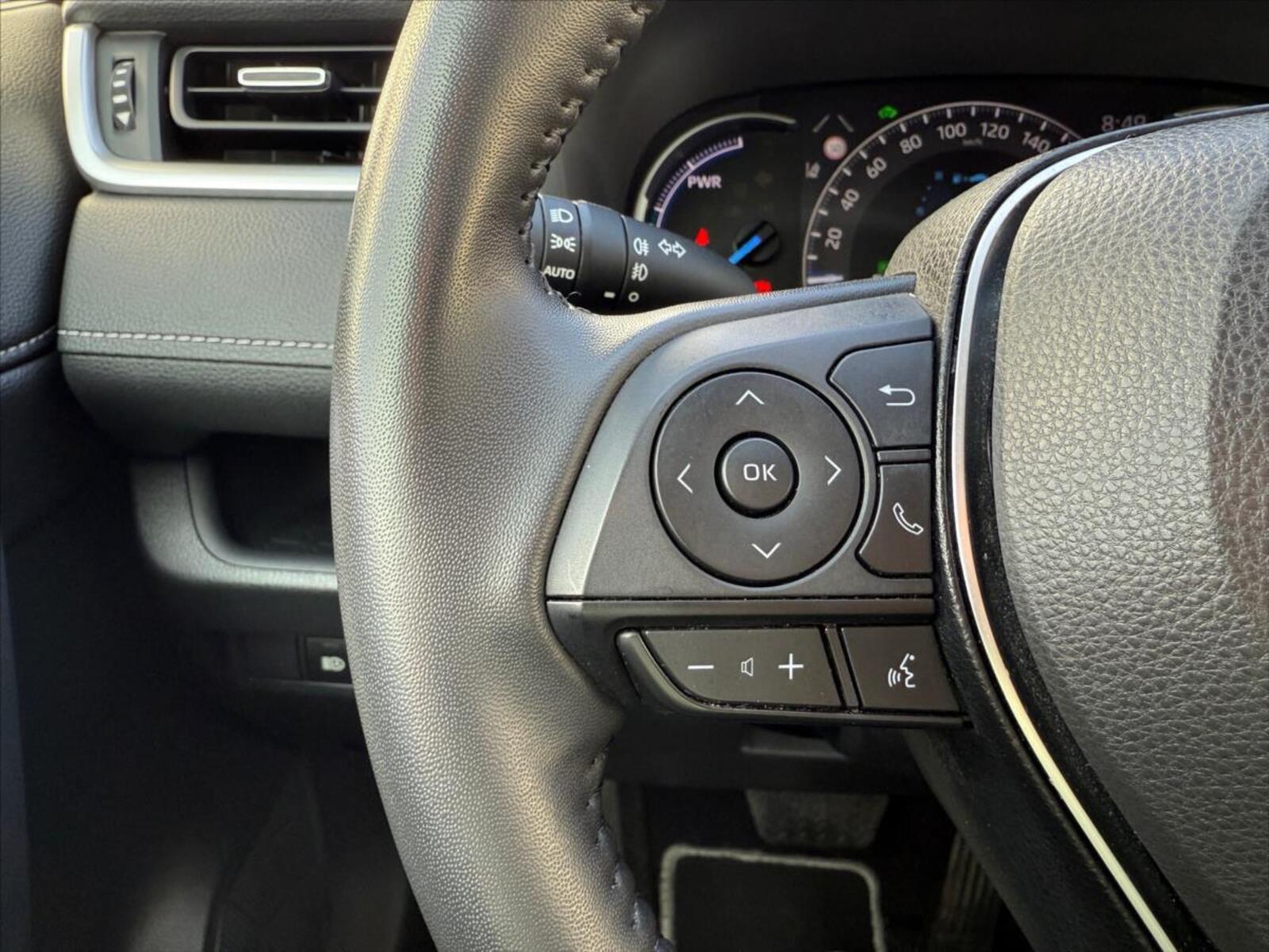 Toyota RAV4 12