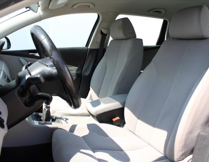Volkswagen Passat 9