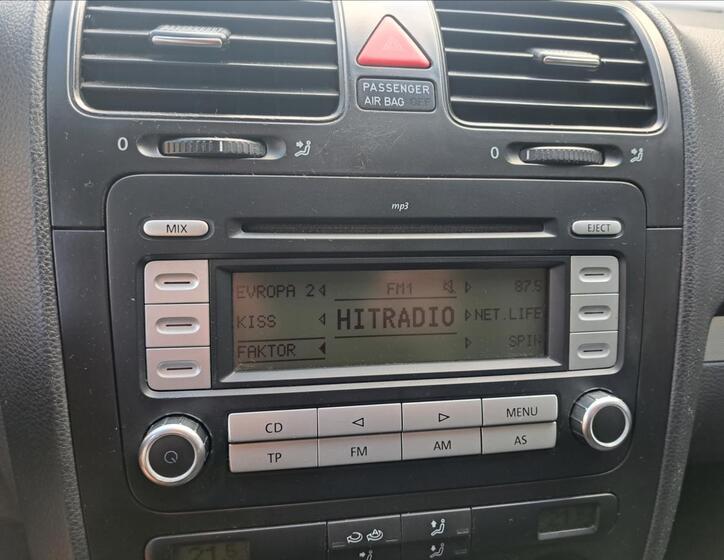 Volkswagen Golf 21