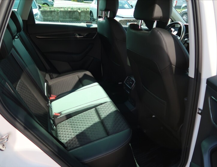 Škoda Karoq 11