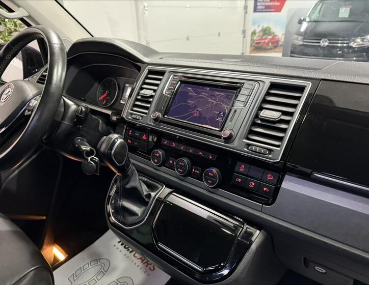 Volkswagen Multivan 19