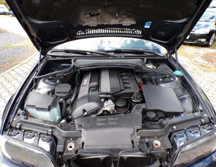 BMW Řada 3 25