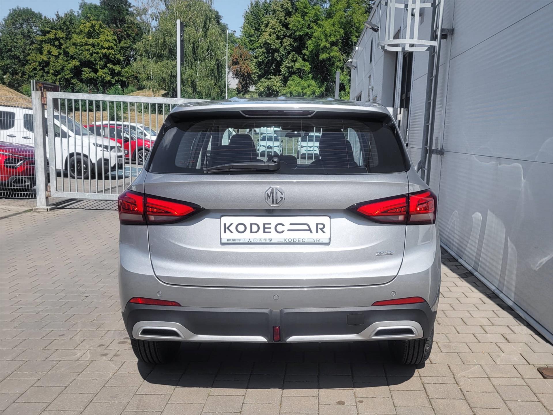 MG ZS