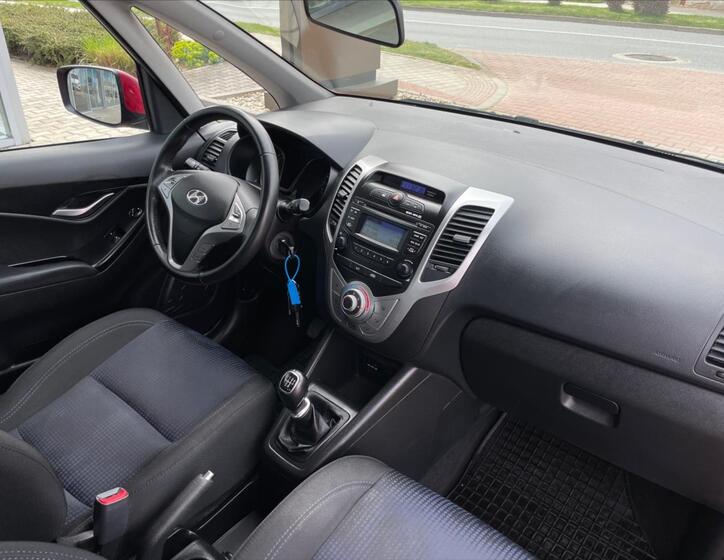 Hyundai ix20 7