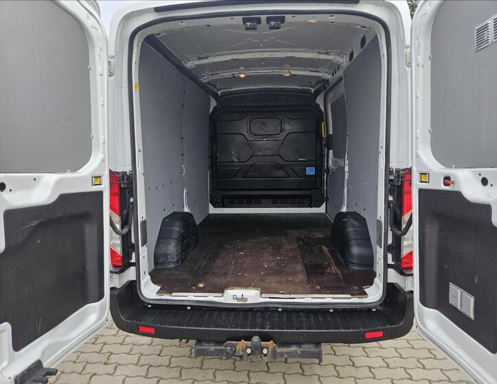 Ford Transit 4