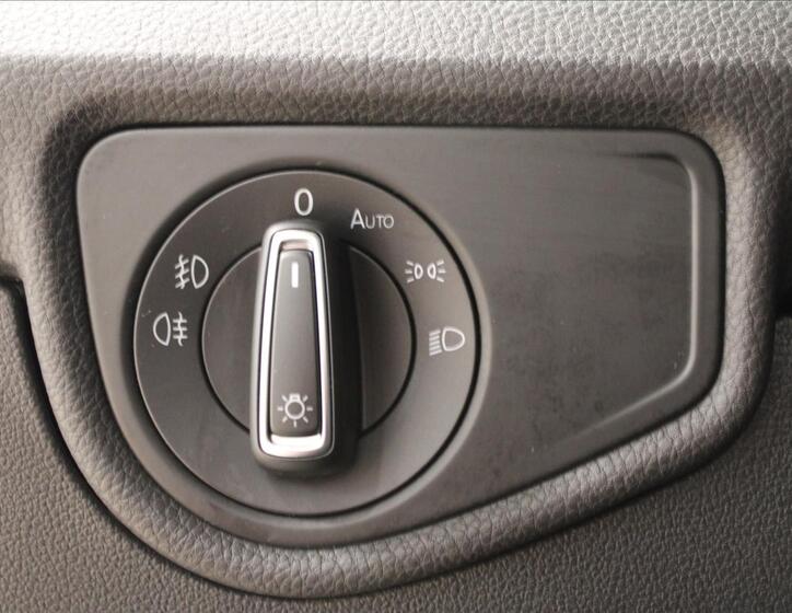 Volkswagen Touran 16