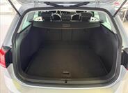 Volkswagen Golf 24