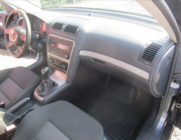 Škoda Octavia 21
