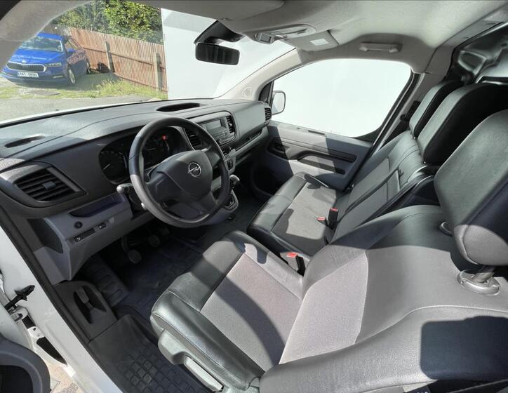 Opel Vivaro 5