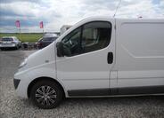 Renault Trafic 10