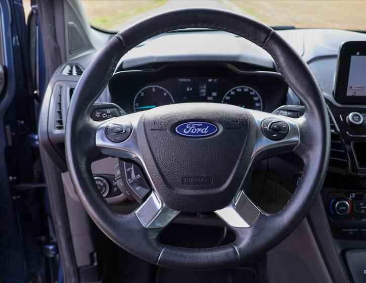 Ford Tourneo Connect 22