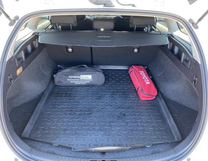 Toyota Auris 28