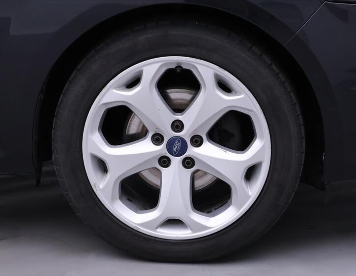 Ford Mondeo 32
