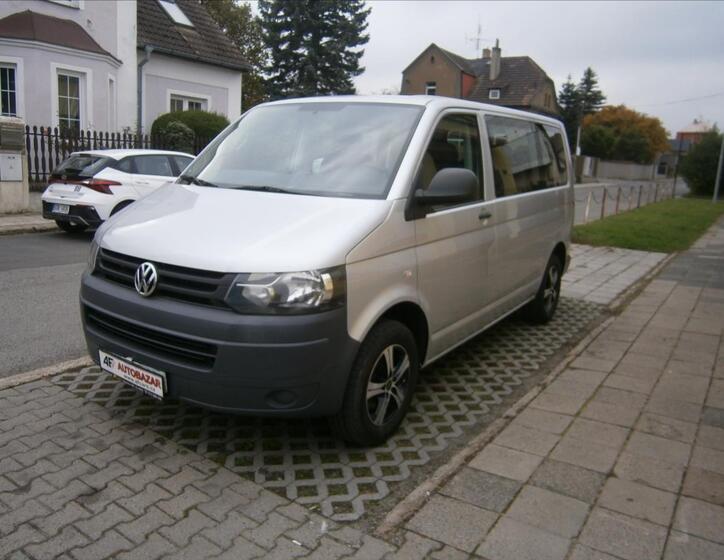 Volkswagen Caravelle 3