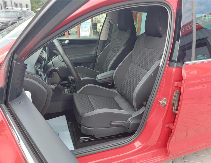 Škoda Rapid 11