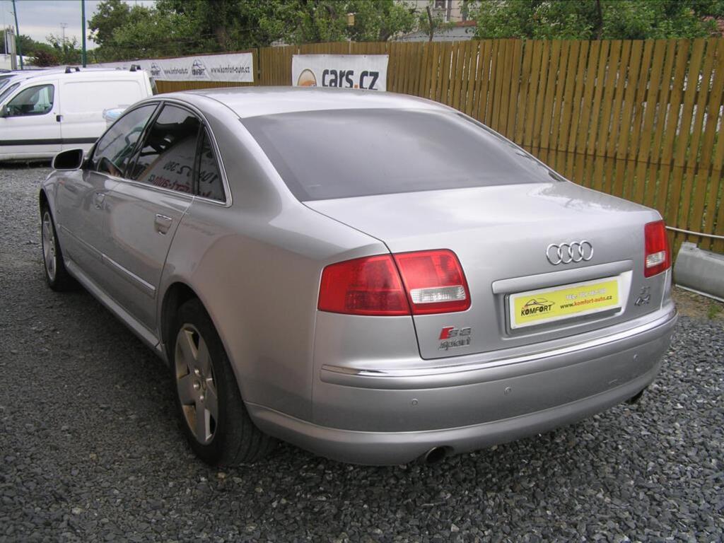 Audi A8 7