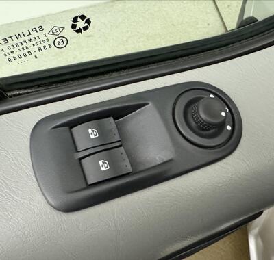 Opel Vivaro 17
