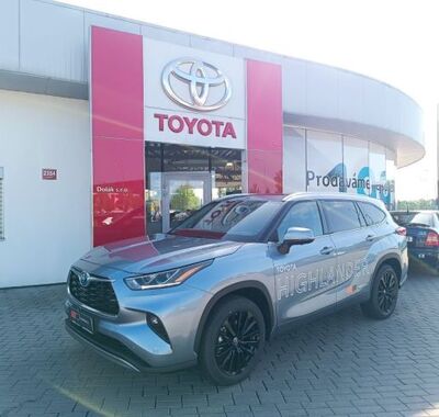 Toyota Highlander 1