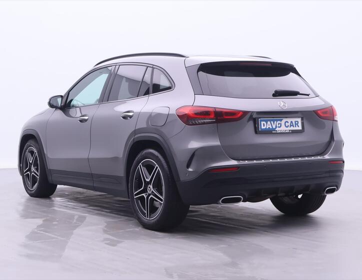 Mercedes-Benz GLA 4