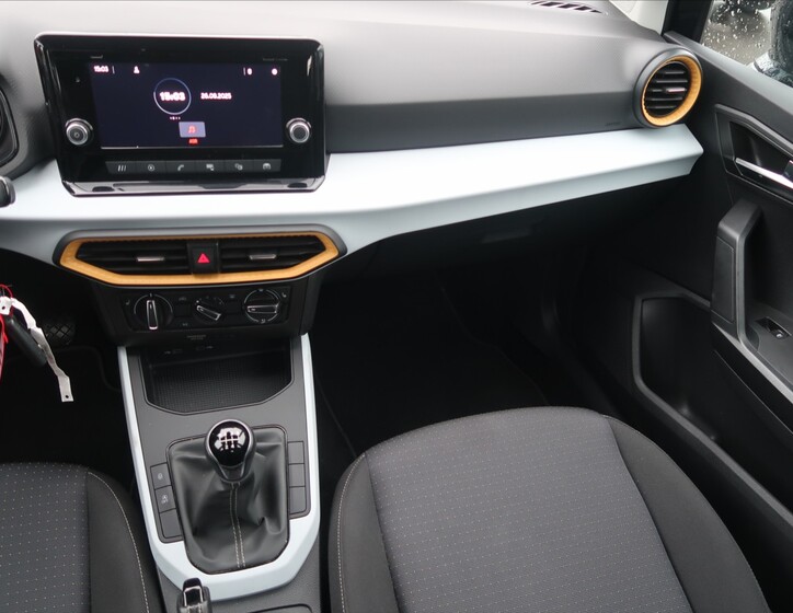 Seat Arona 21