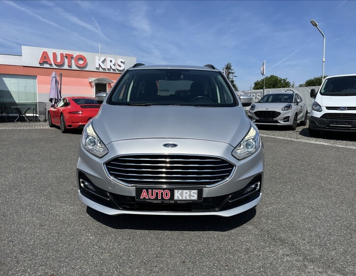 Ford Galaxy 14