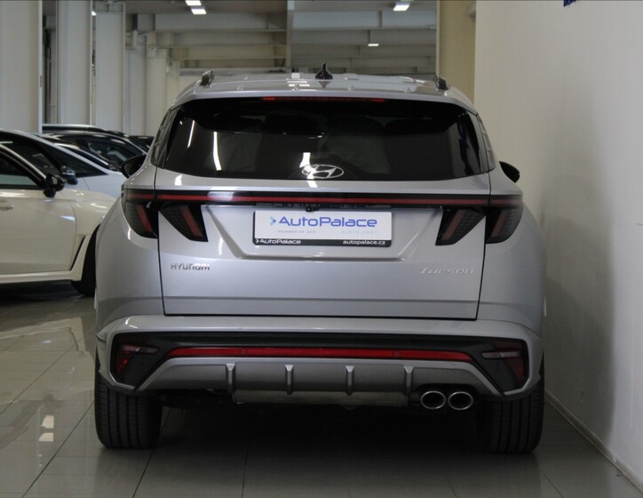 Hyundai Tucson 4