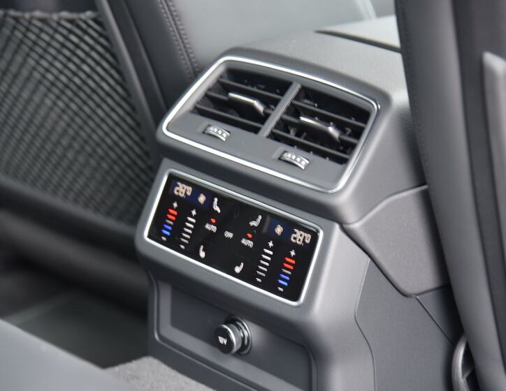 Audi A6 26