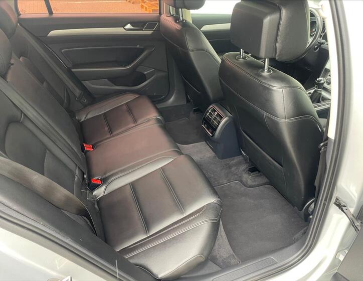 Volkswagen Passat 7