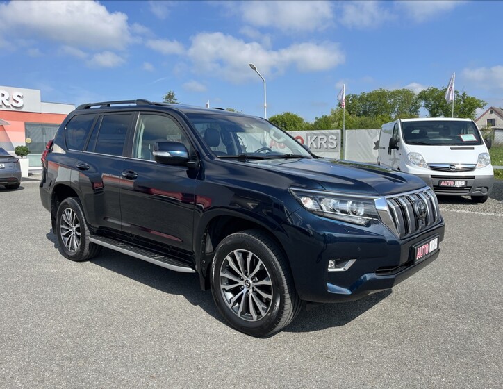 Toyota Land Cruiser 2