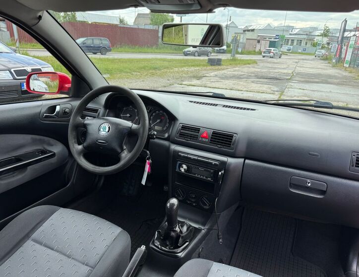 Škoda Octavia 10