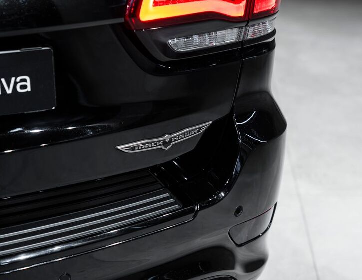 Jeep Grand Cherokee 32