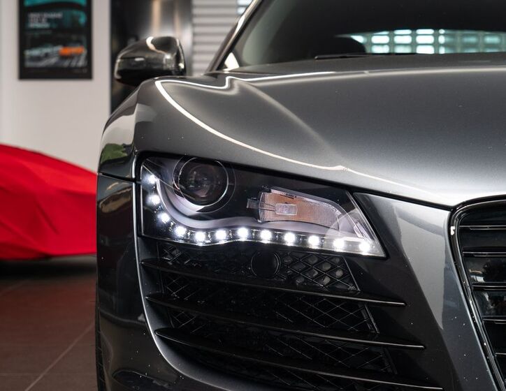 Audi R8 16