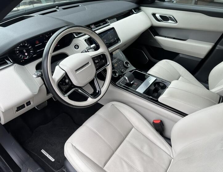 Land Rover Range Rover Velar 11