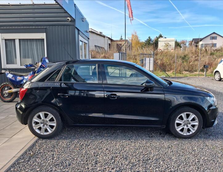 Audi A1 8