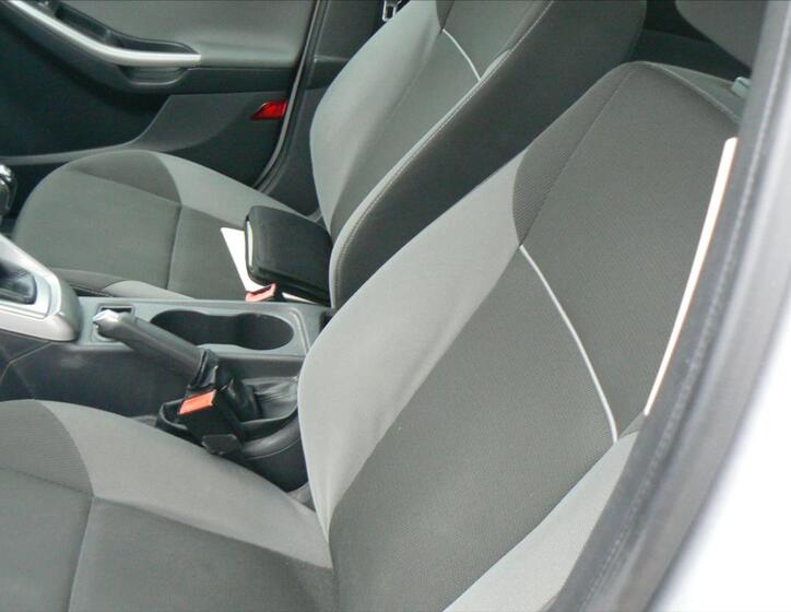 Ford Focus 11