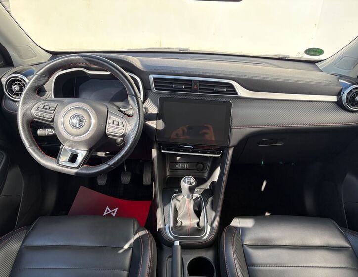 MG ZS 5
