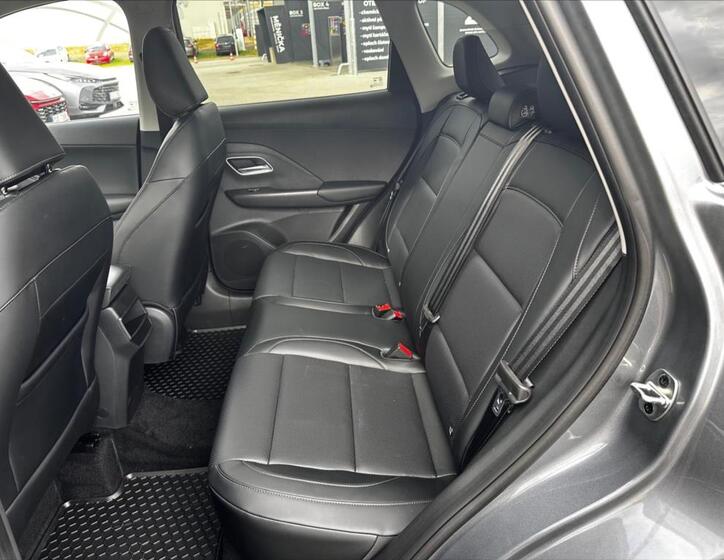 MG ZS 10