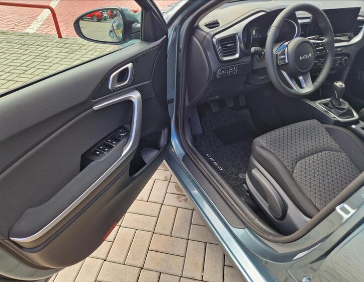 KIA Ceed 9