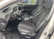Peugeot 308 7
